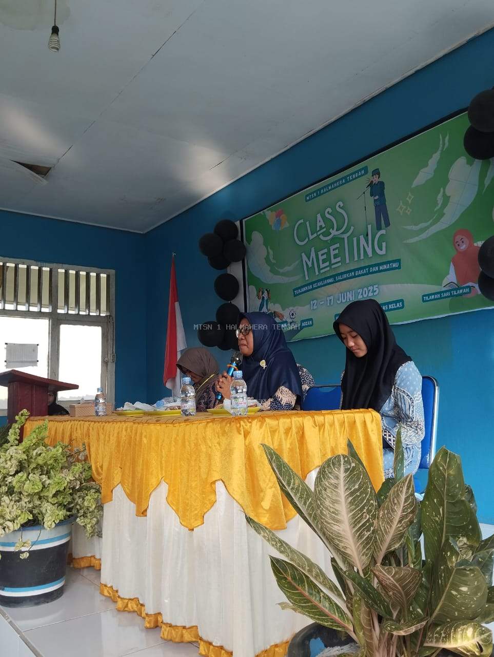 Kemeriahan Pembukaan Class Meeting MTsN 1 Halmahera Tengah Semester Genap T.A 2024/2025